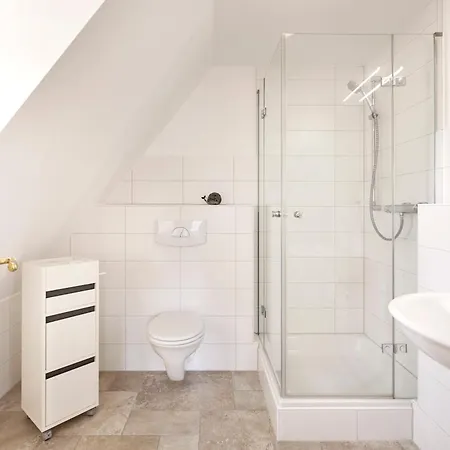 Haus Kastanie Nyaraló *